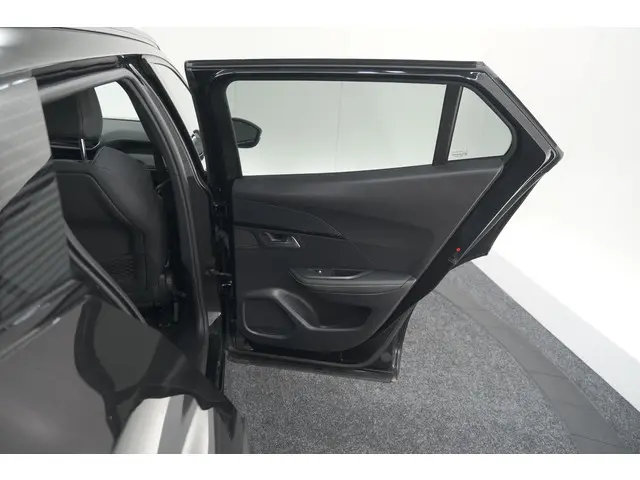 Peugeot 2008 PureTech 130 EAT8 GT 2024 Benzine 71