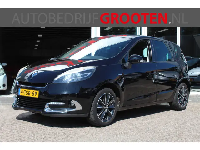 Renault Scénic 1.2 TCe Bose//Navi//Trekhaak!! 2013 Benzine