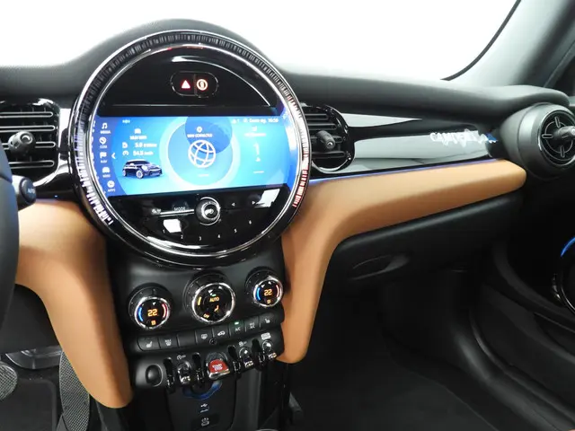 MINI 3-Deurs Cooper 2022 Benzine 13