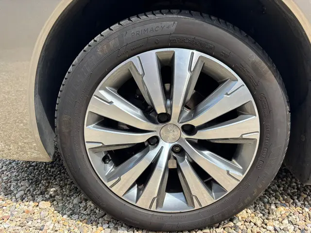 Peugeot 3008 1.2 PureTech Style 2015 Benzine 9