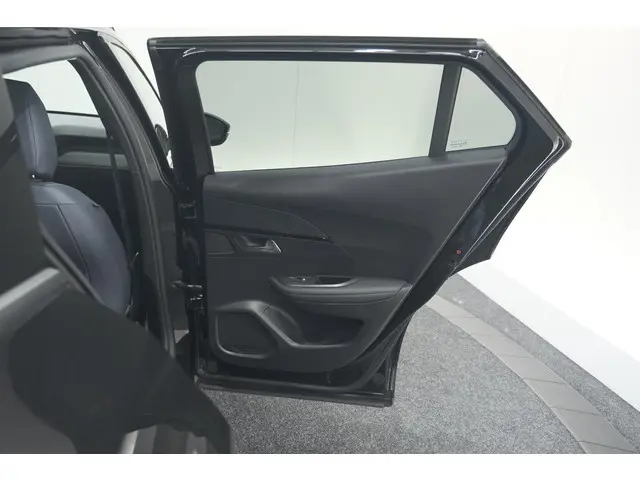 Peugeot 2008 PureTech 130 Allure 2020 Benzine 60