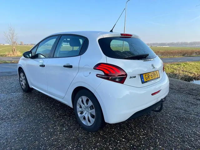 Peugeot 208 3