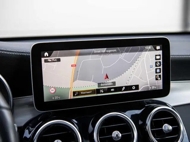 Mercedes-Benz GLC 200d 4MATIC 2020 Diesel 32