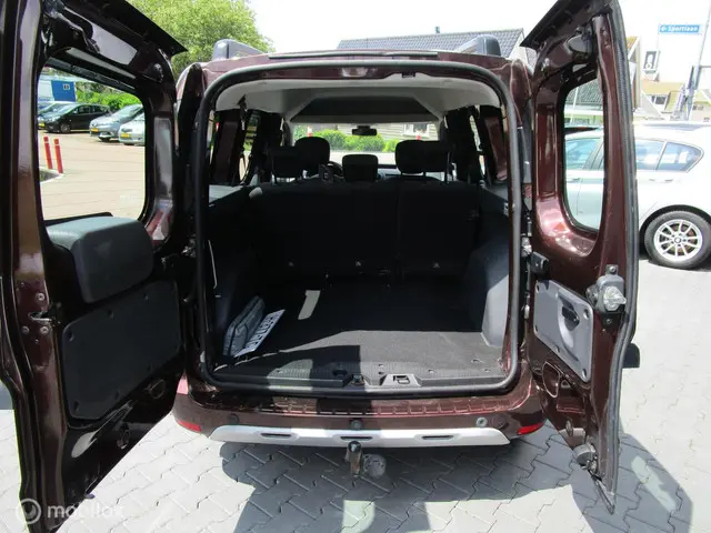 Dacia Dokker combi 1.2 TCe S&S Stepway 2017 Benzine 9