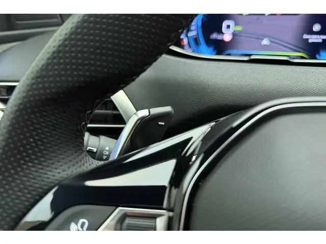 Peugeot 3008 1.6 HYbrid 225 GT 2021 Hybride Benzine 22