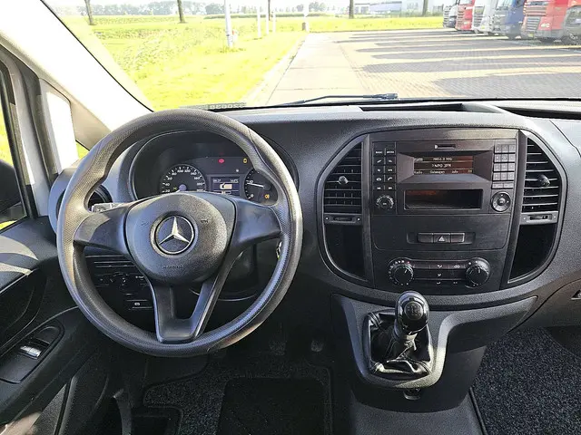 Mercedes-Benz Vito 109 2017 Diesel 8