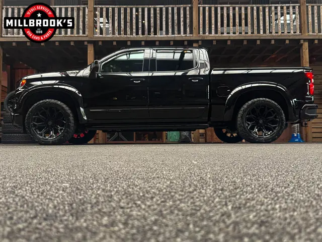 Chevrolet Silverado high country 6.2 V8 2024 LPG/Gas 9