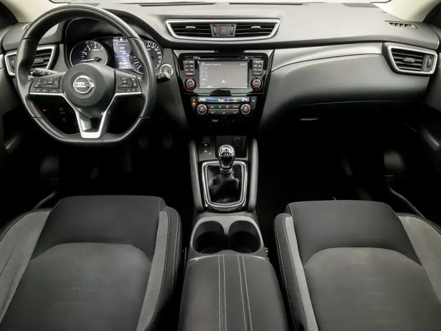 Nissan QASHQAI 1.2 N-Connecta 2018 Benzine 6