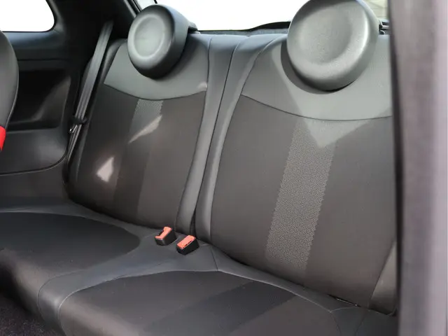 Fiat 500 0.9 TwinAir Sport 2015 Benzine 25