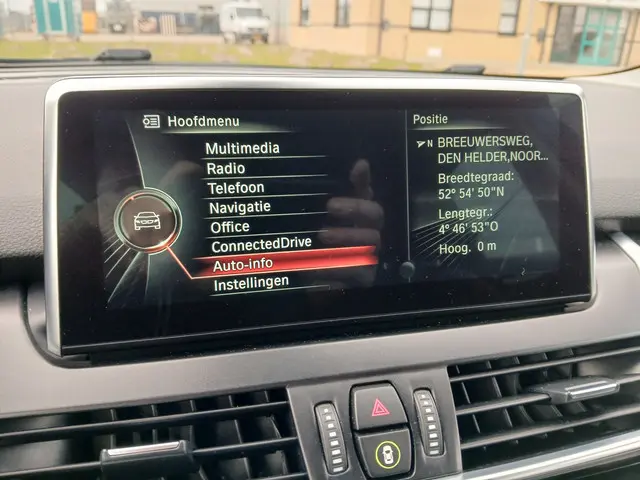 BMW 2 Serie Active Tourer 220i Luxury 2015 Benzine 23