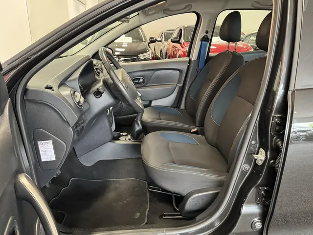 Dacia Sandero 0.9 TCe 10th Anniversary 2016 Benzine 12