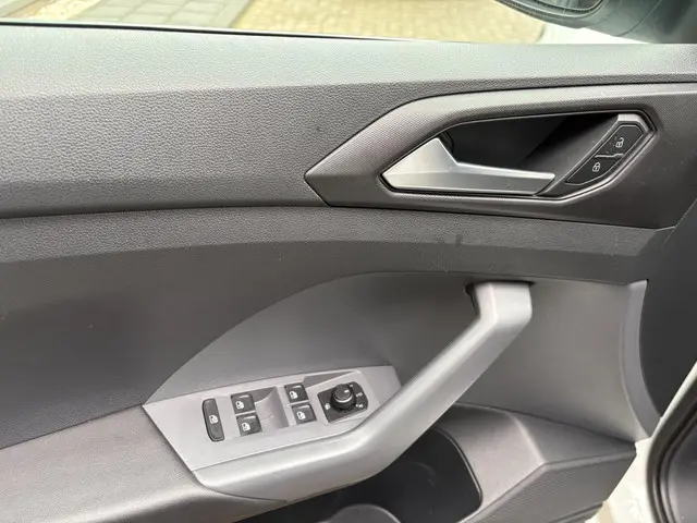 Volkswagen T-Cross 1.0 TSI 2020 Benzine 16