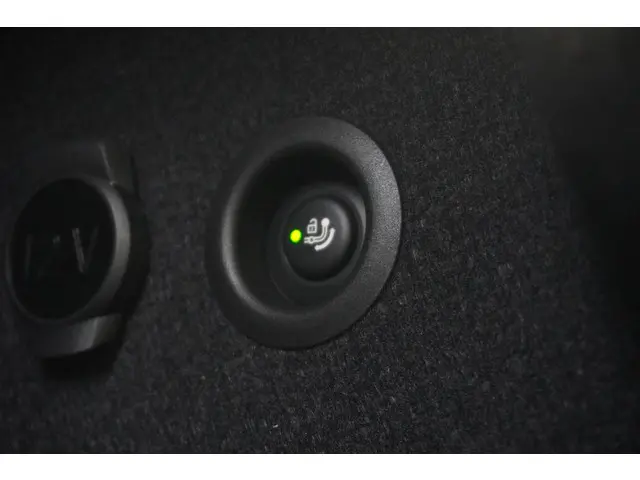 BMW X1 xDrive23i 2025 Benzine 34