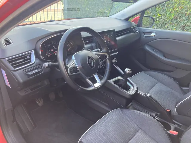 Renault Clio 1.0 TCe Intens Cc,Pdc,keyless,... 2019 Benzine 9