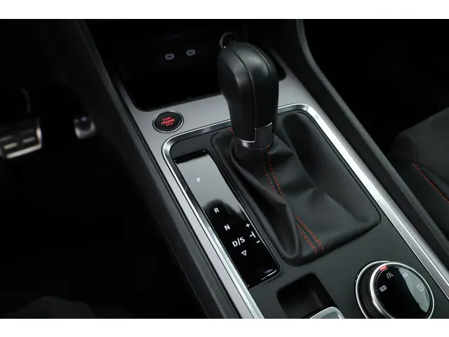 SEAT Ateca 1.5 TSI FR Business Intense 2023 Benzine 6