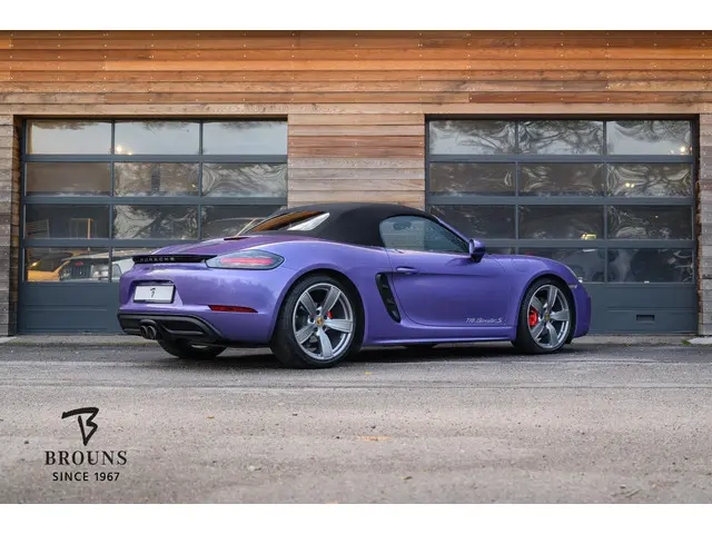 Porsche 718 Boxster S 2023 Benzine 3