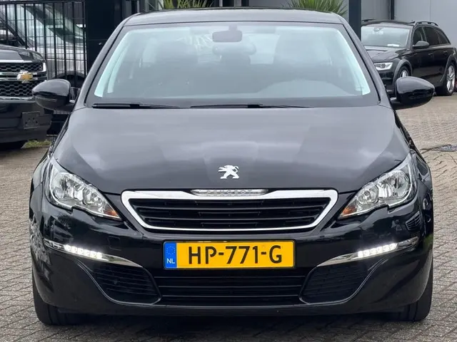 Peugeot 308 2