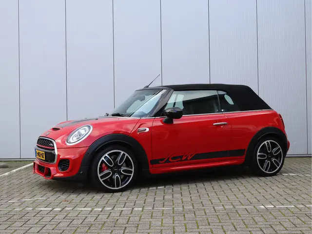 MINI Cooper Cabrio John Works Chili 2020 Benzine 3