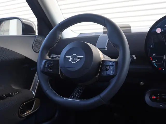 MINI Aceman E 2025 Elektrisch 27
