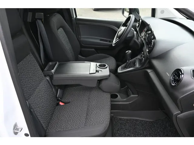 Mercedes-Benz Citan 112 CDI L2 Pro XL 2024 Diesel 9