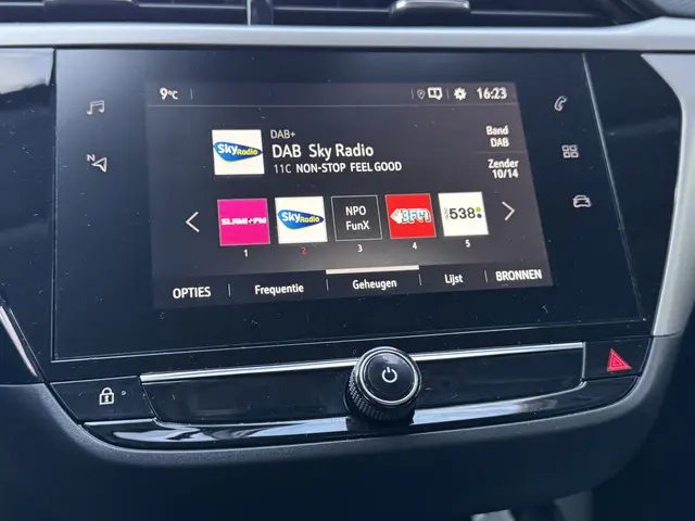 Opel Corsa 1.2 75pk Edition 2022 Benzine 16