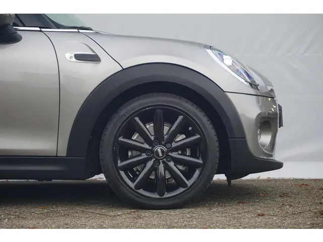 MINI 3-Deurs One 2020 Benzine 6