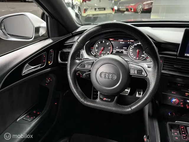 Audi RS6 Avant 4.0 TFSI RS 6 quattro 2014 Benzine 36