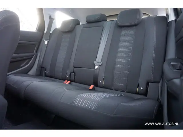 Peugeot 308 SW 1.2 PureTech Allure 2018 Benzine 7