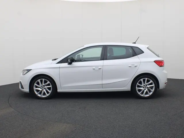 SEAT Ibiza 1.0TSI/95PK FR 2024 Benzine 30