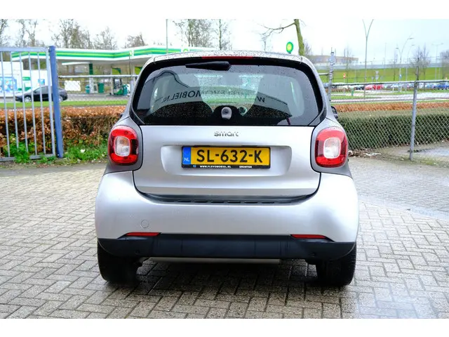 Smart Fortwo 1.0 Passion Pano|Clima|LMV 2018 Benzine 8