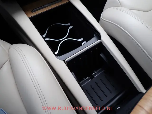 Tesla Model S 75D 2018 Elektrisch 28