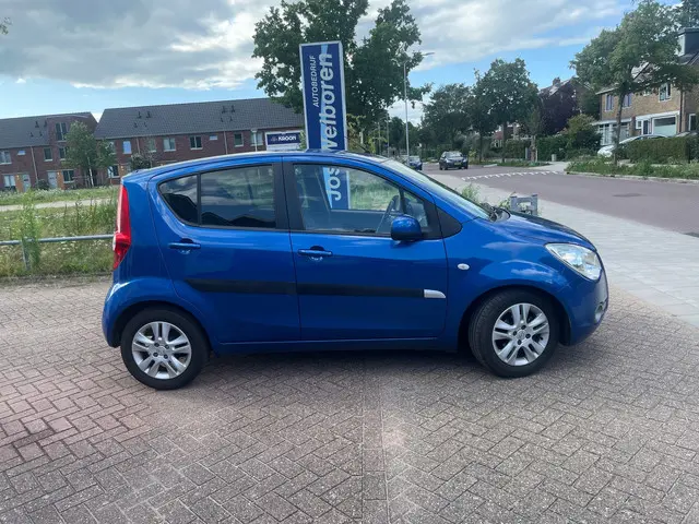 Opel Agila 1.2 Edition 2012 Benzine 8