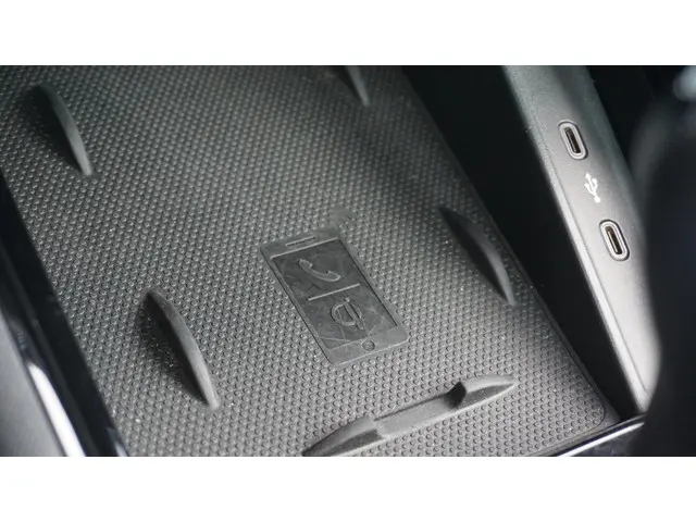 Škoda Kamiq 1.0 TSI 116pk DSG Monte Carlo 2021 Benzine 35