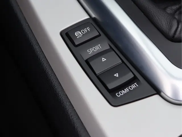 BMW Z4 Roadster sDrive18i 2013 Benzine 48