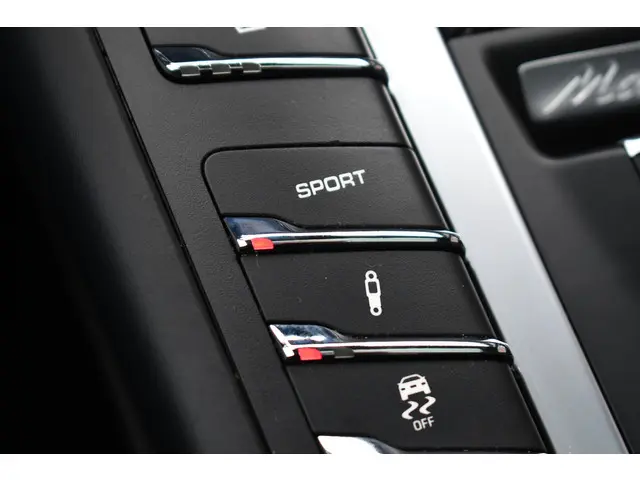 Porsche Macan 2.0 PDK 2018 Benzine 27