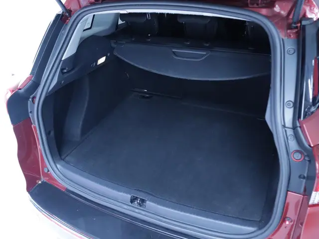 Renault Clio Estate 0.9 TCe Limited 2018 Benzine 9