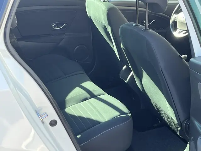 Renault Mégane Estate 1.2 TCe Limited 2014 Benzine 16