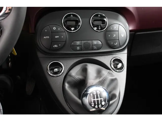 Fiat 500 1.0 Hybrid Star 2020 Benzine