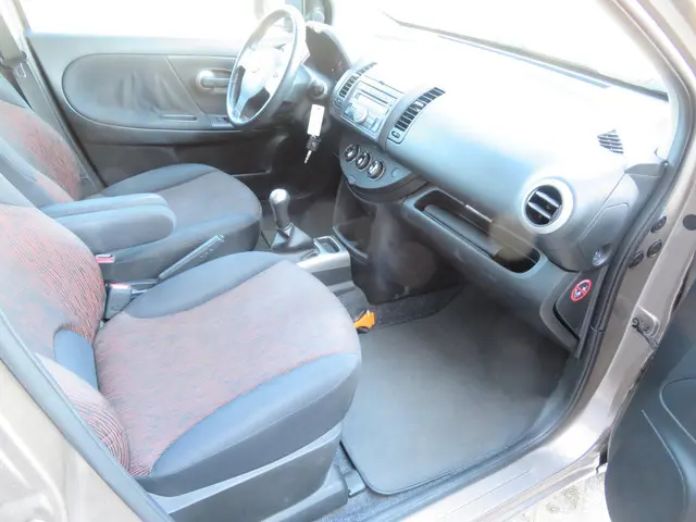 Nissan Note 1.6 Acenta 2009 Benzine 8
