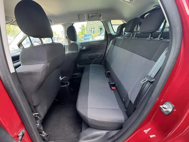 Citroën C3 Aircross 1.2 PureTech Shine 2021 Benzine 18