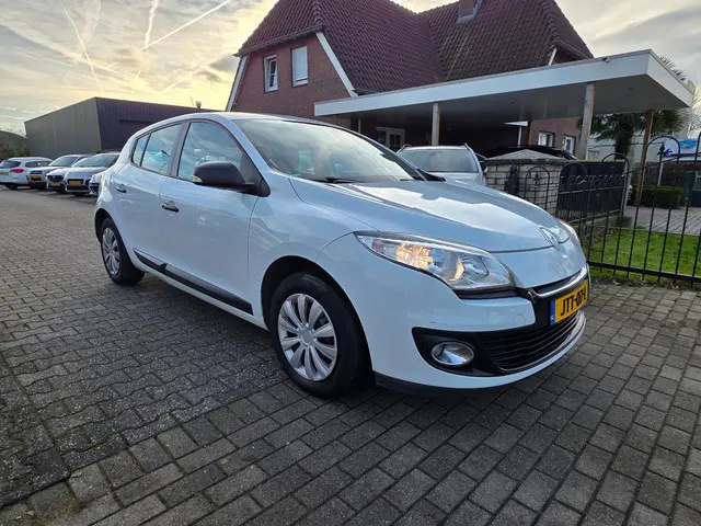 Renault Mégane 1.6 Authentique 2013 Benzine 3