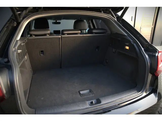 Audi Q2 1.4 TFSI CoD Design Pro Line Plus 2018 Benzine 53