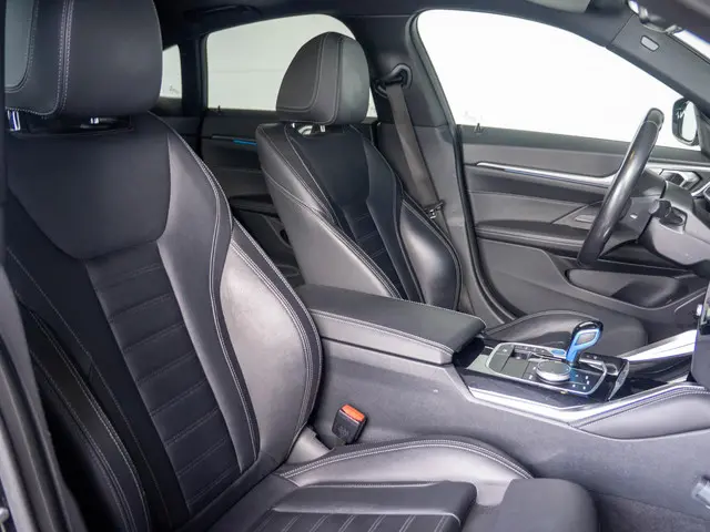 BMW i4 eDrive40 2023 Elektrisch 10