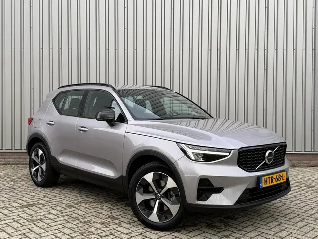 Volvo XC40 2.0 B4 Plus Dark 2025 Benzine 7