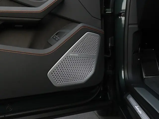 Lamborghini Urus 4.0 V8 Hybrid SE 2026 Hybride Benzine 27