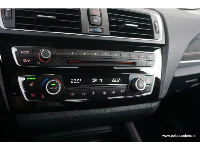 BMW 1 Serie 118i 2017 Benzine 13