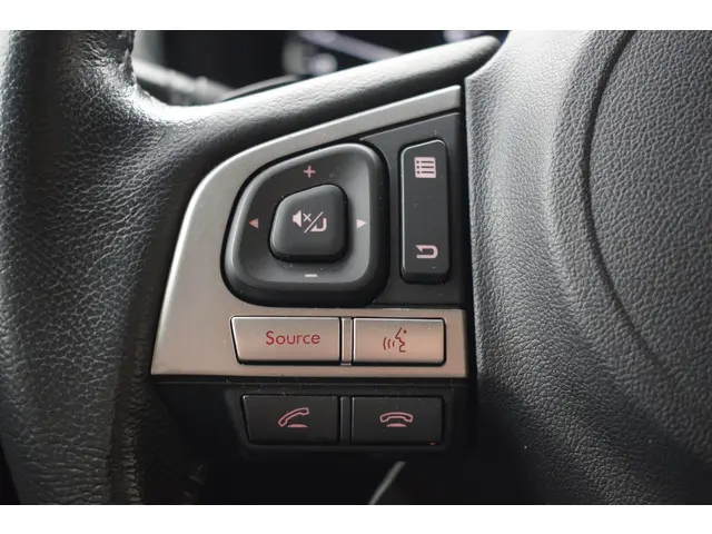 Subaru Forester 2.0 Luxury - Trekhaak 2018 Benzine 21