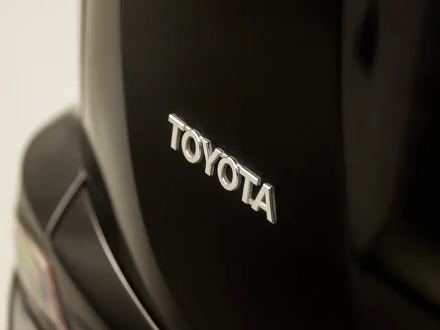 Toyota RAV4 2.5 Hybrid Sport 2016 Hybride Benzine 25