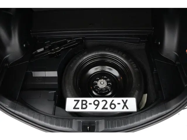 Toyota RAV4 2.5 Hybrid Energy Plus 2019 Hybride Benzine 34