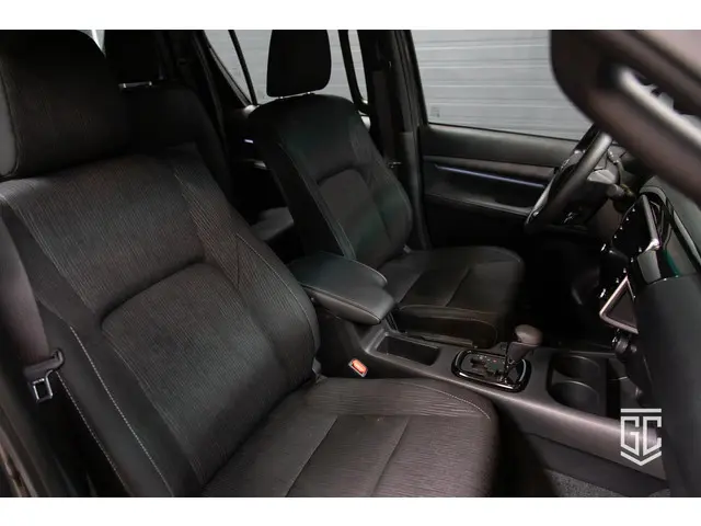 Toyota Hilux 4.0 Double Cab Adventure 2024 Benzine 13